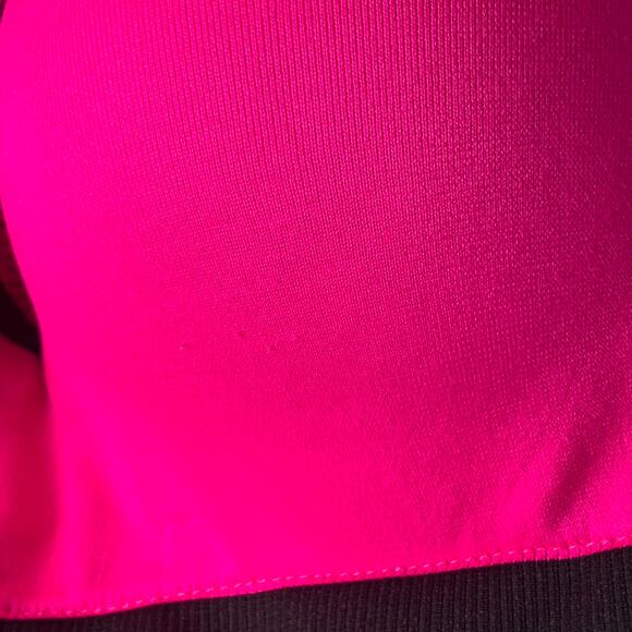 Retro Urbanology Pink and Black Sports Bra Underwire Racerback Size 36/38 B/C - Picture 8 of 15